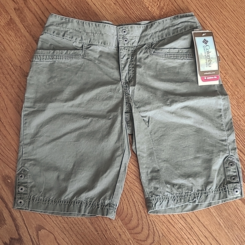 NWT - Columbia Hiking Outdoor Shorts